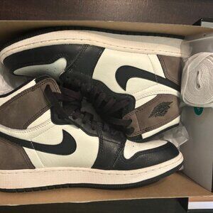 Jordan 1 Mochas
